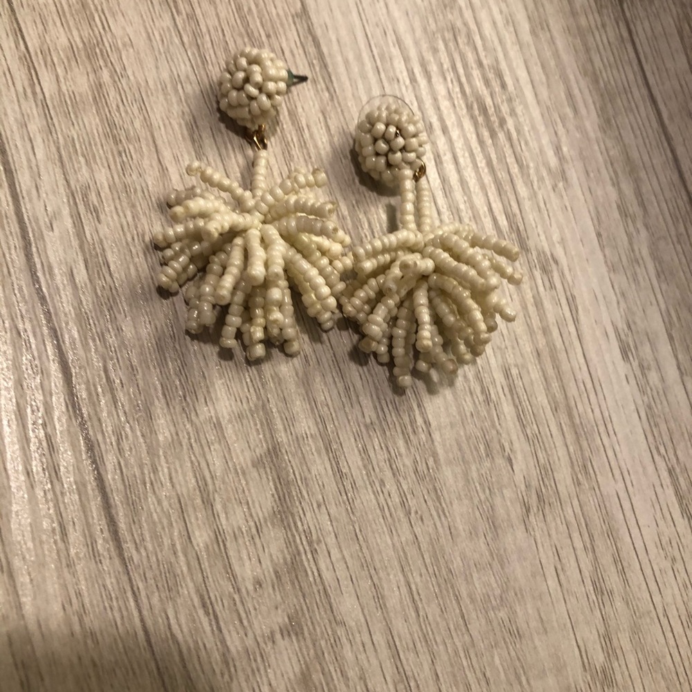 Earring Bundle - Picture 2 of 4